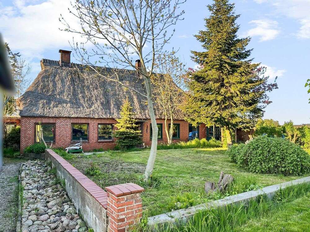 Thumbnail-Haus zum Kaufen in Scheggerott 100.000,00 € 130.57 m²