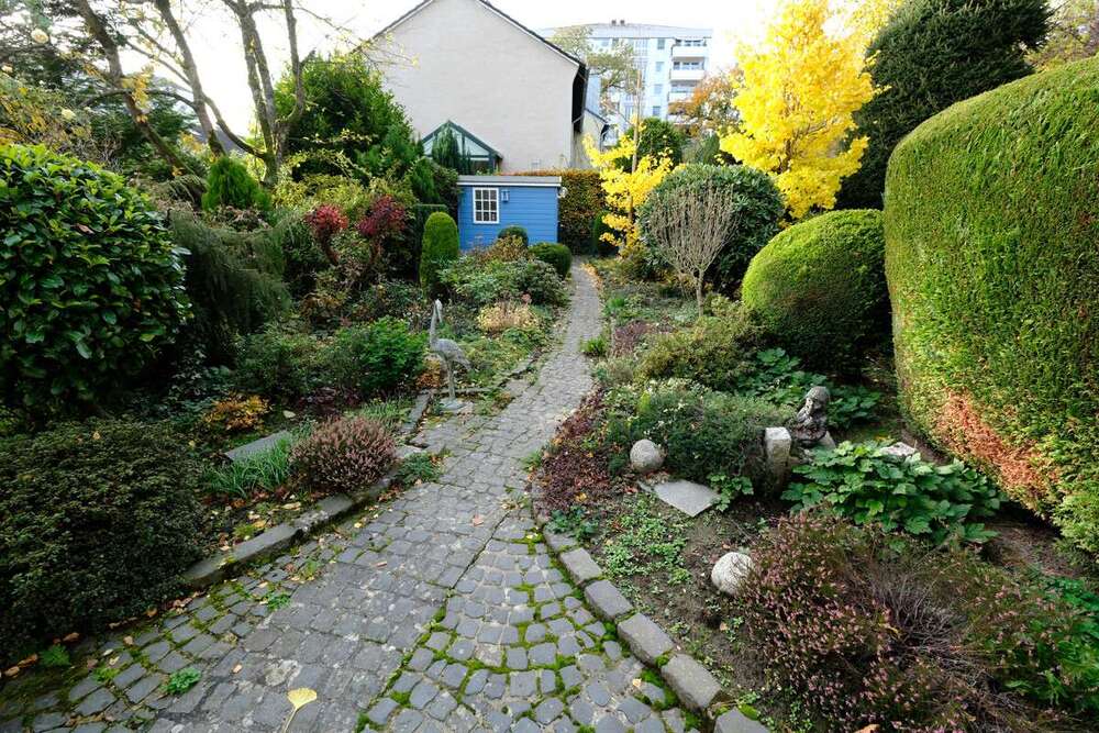 Thumbnail-Haus zum Mieten in Aachen 1.300,00 € 120 m²