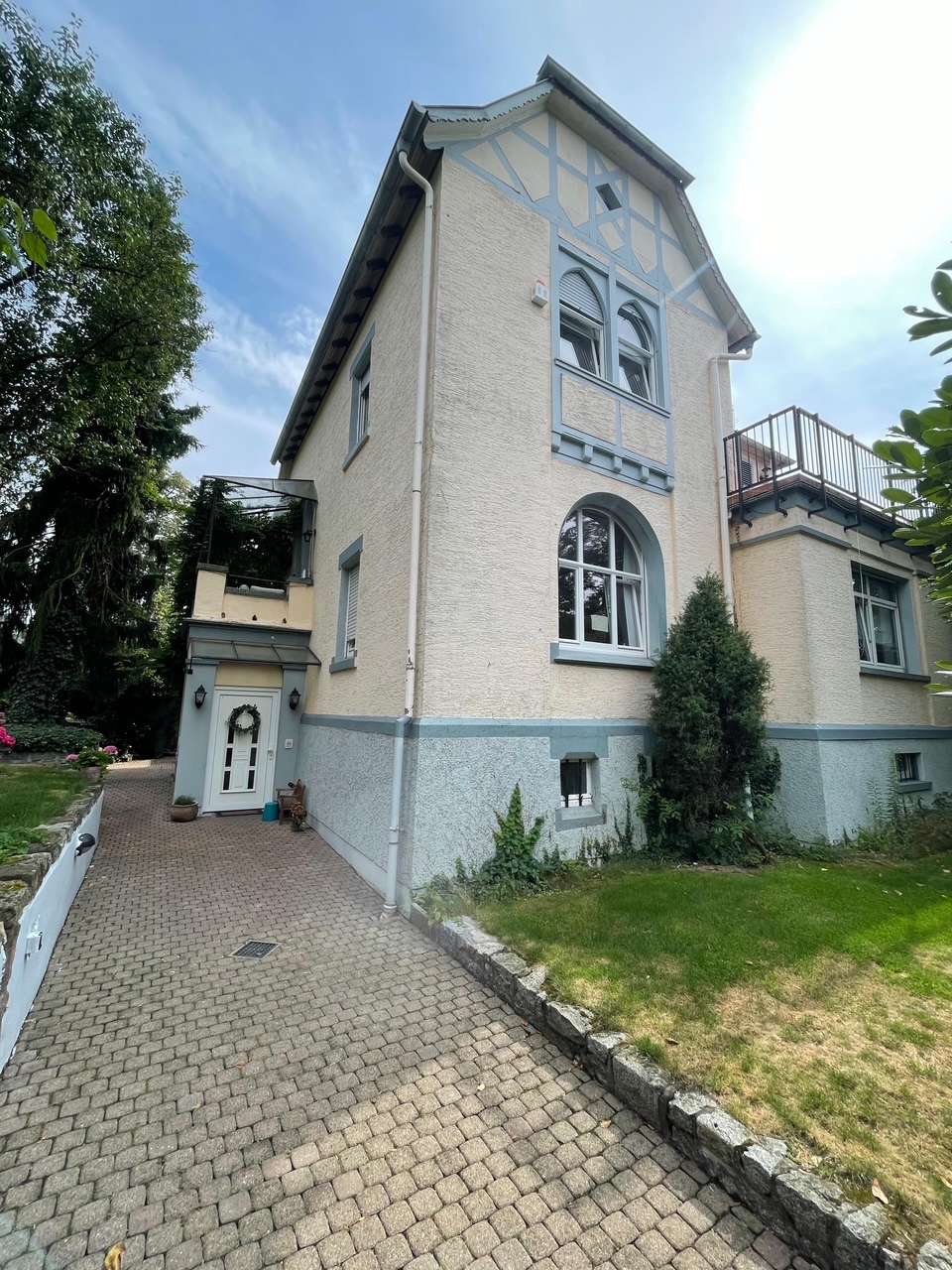 Thumbnail-Haus zum Kaufen in Bensheim 1.200.000,00 € 230 m²