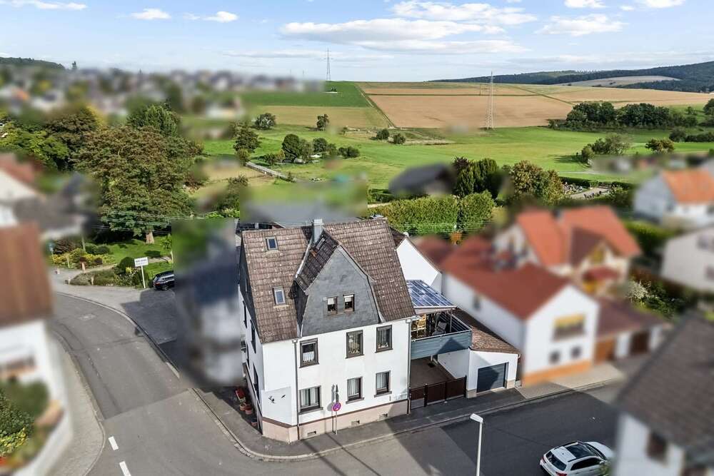 Thumbnail-Haus zum Kaufen in Waldems-Bermbach 279.000,00 € 193 m²