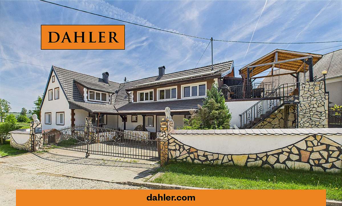 Thumbnail-Haus zum Kaufen in Bissingen 495.000,00 € 245 m²