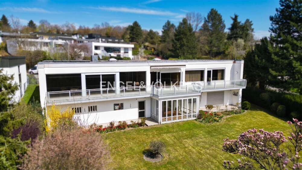 Thumbnail-Haus zum Kaufen in Regensburg 1.500.000,00 € 292 m²