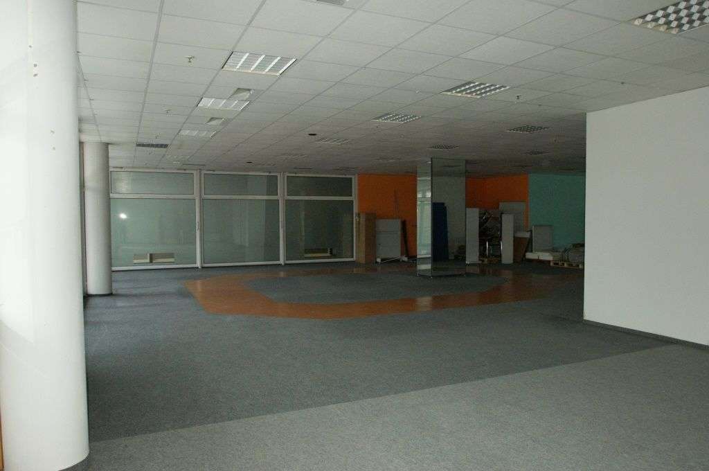 Thumbnail-Einzelhandel in Grana 1.450,00 € 403.34 m²