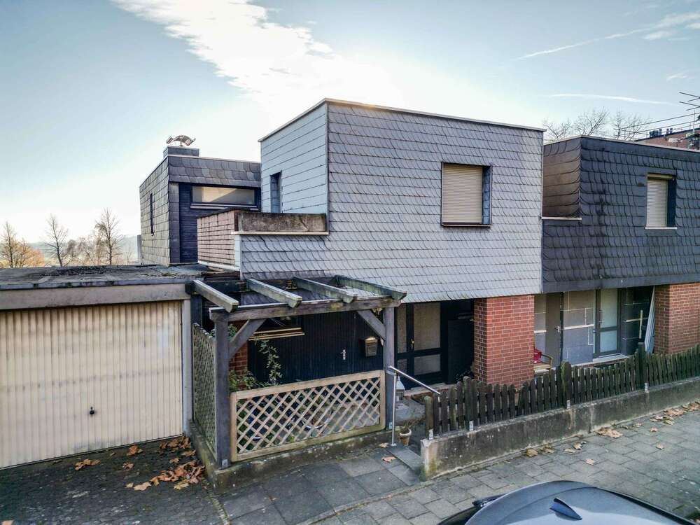 Thumbnail-Haus zum Kaufen in Springe 250.000,00 € 137 m²