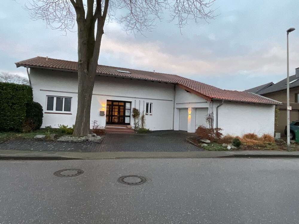 Thumbnail-Wohnung zum Mieten in Heinsberg-Schafhausen 850,00 € 100 m²