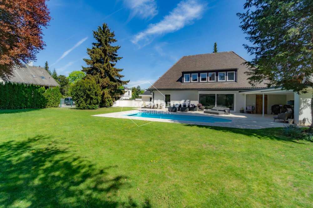 Thumbnail-Haus zum Mieten in Grünwald 8.250,00 € 300 m²