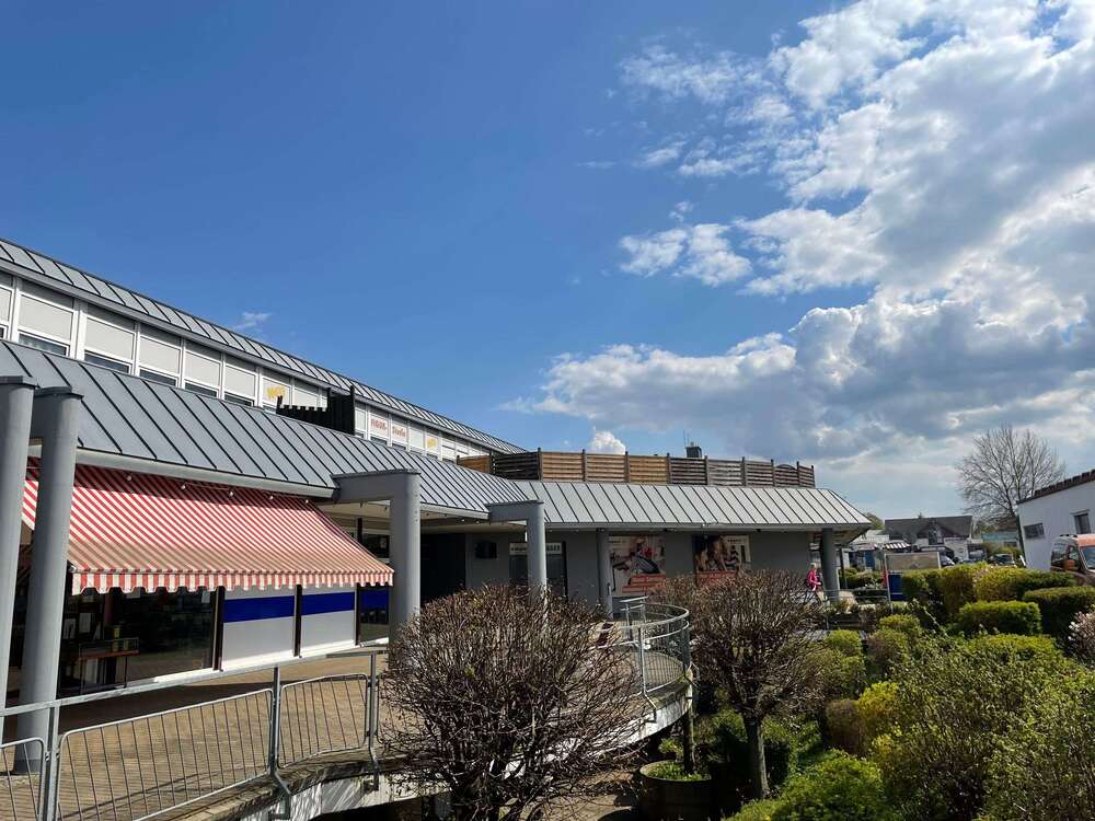 Thumbnail-Einzelhandel in Grana 570,00 € 187.59 m²