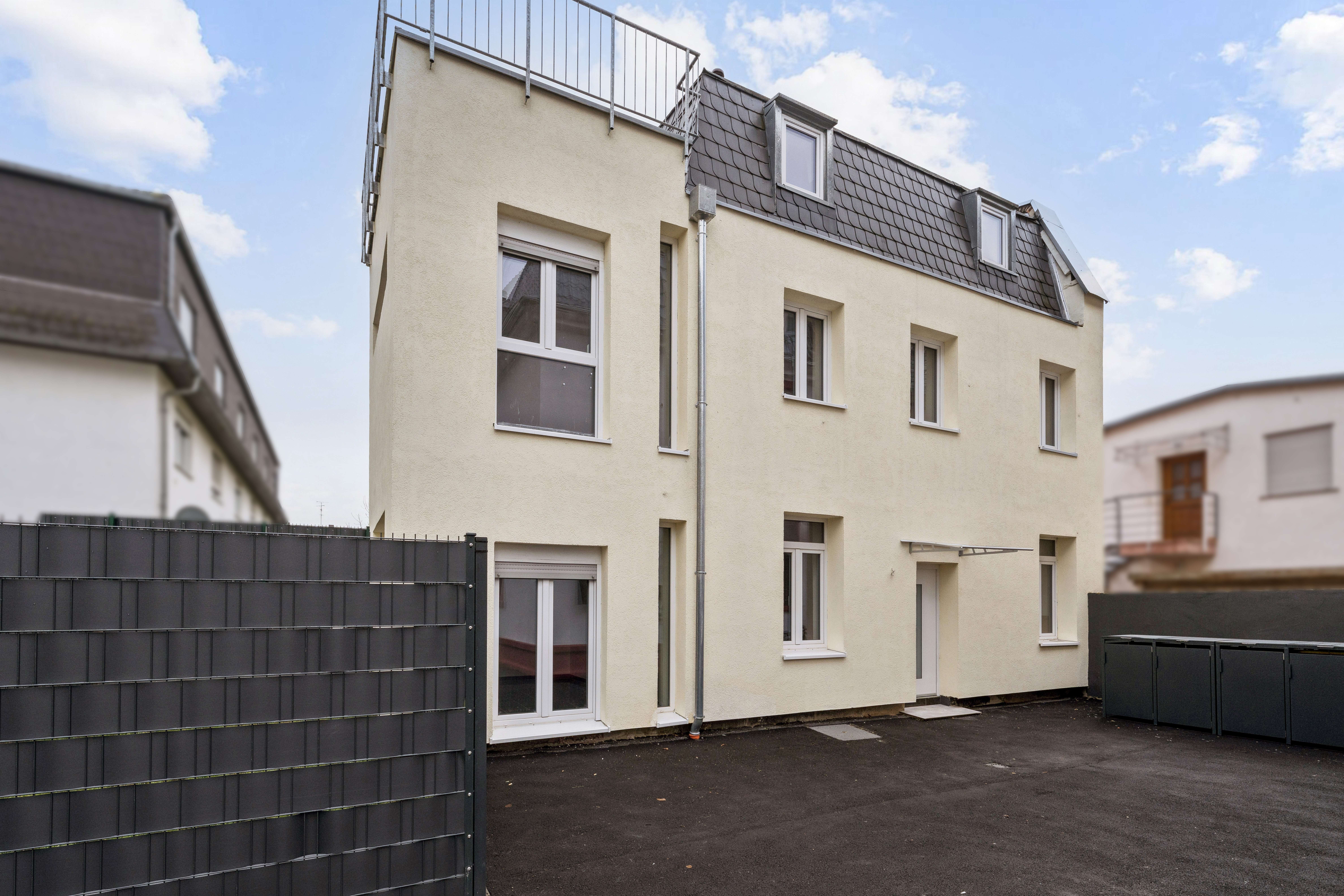 Thumbnail-Haus zum Kaufen in Frankfurt am Main 515.000,00 € 103 m²