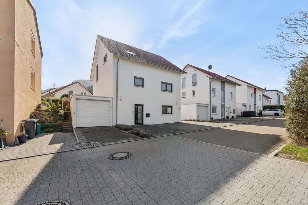Thumbnail-Haus zum Kaufen in Pfullingen 679.000,00 € 122 m²
