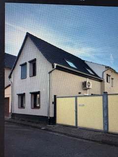 Thumbnail-Haus zum Kaufen in Altrip 599.000,00 € 169 m²