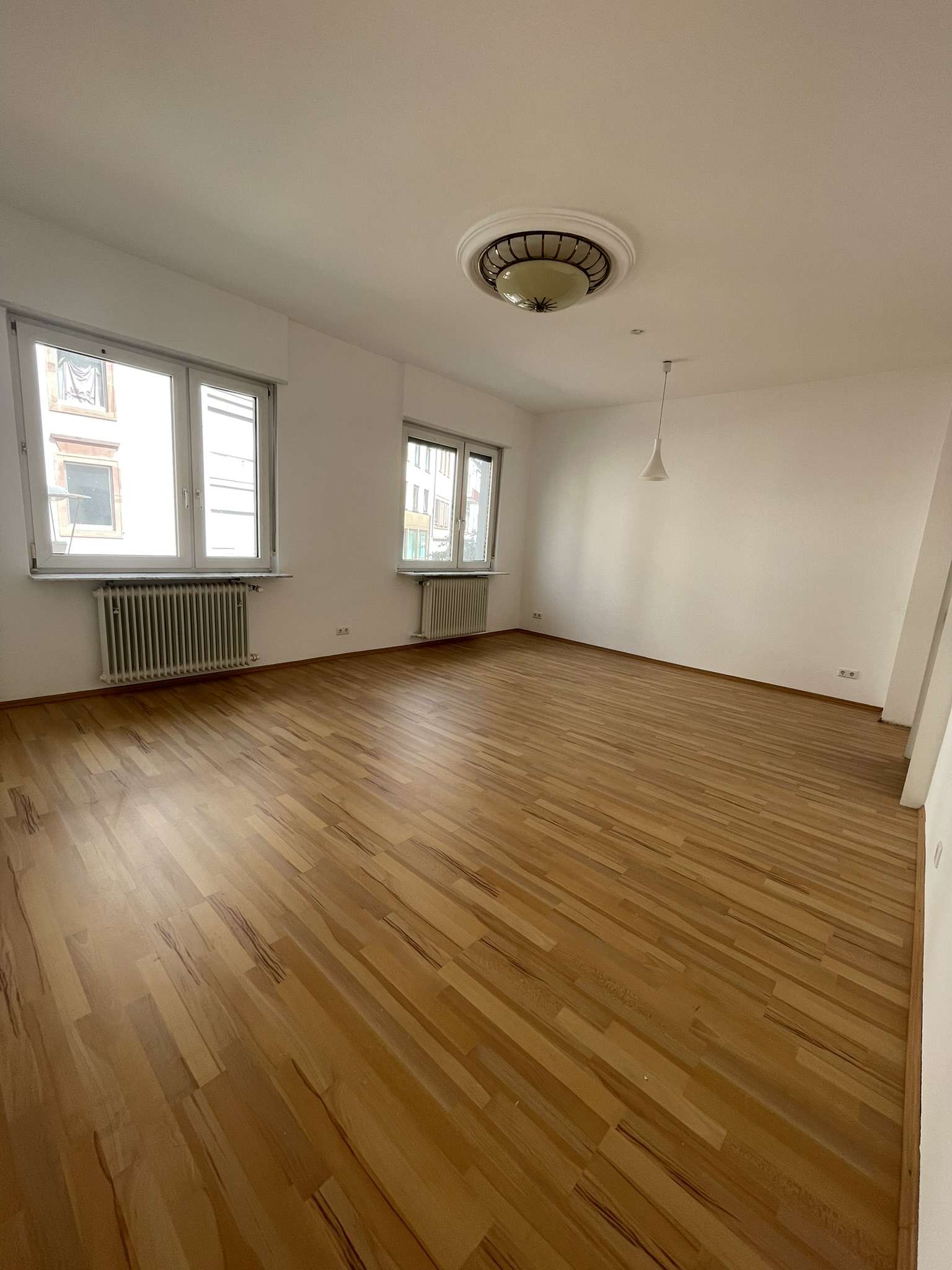 Thumbnail-Wohnung zum Mieten in Kaiserslautern 1.250,00 € 126 m²