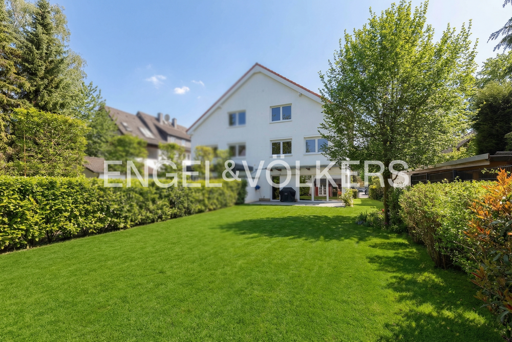 Thumbnail-Haus zum Kaufen in Dreieich 1.575.000,00 € 244 m²