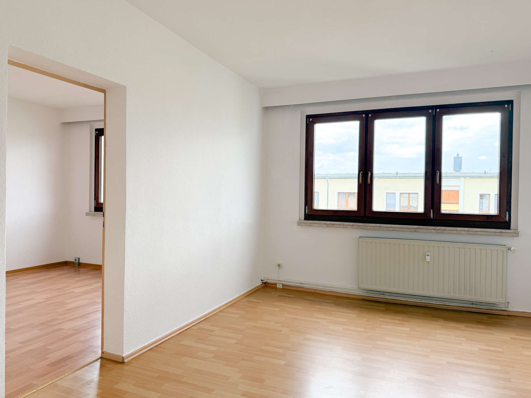 Thumbnail-Wohnung zum Kaufen in OelsnitzVogtl. 27.000,00 € 47 m²