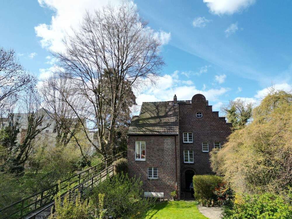 Thumbnail-Haus zum Kaufen in Düren 728.000,00 € 245 m²