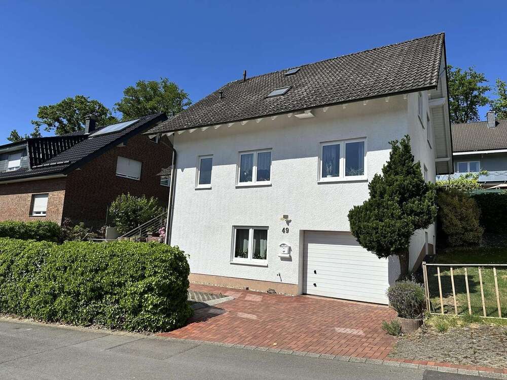 Thumbnail-Haus zum Mieten in Waldbröl 1.500,00 € 126 m²