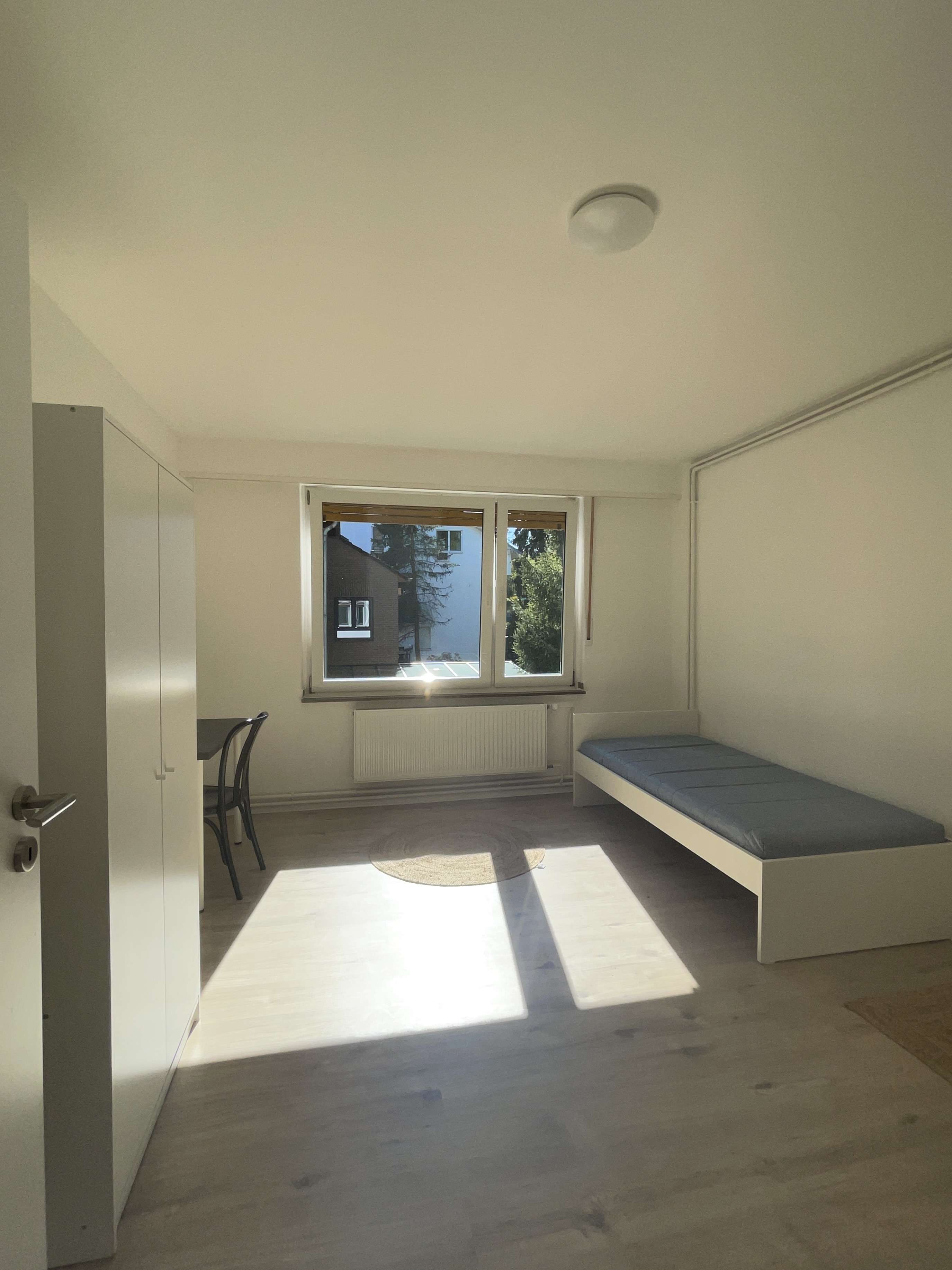 Thumbnail-Wohnung zum Mieten in Düsseldorf 490,00 € 21.83 m²