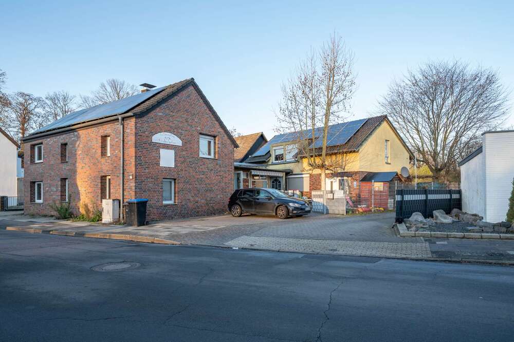 Thumbnail-Haus zum Kaufen in Hückelhoven Baal 399.000,00 € 237 m²
