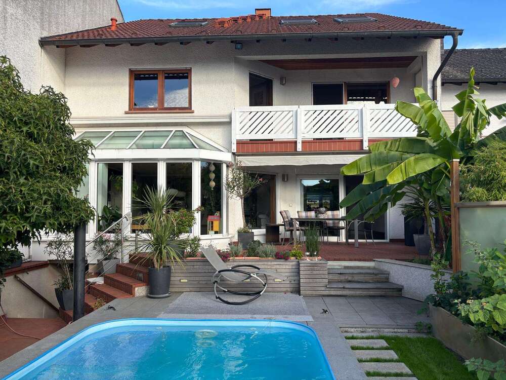 Thumbnail-Haus zum Kaufen in Philippsburg 749.000,00 € 200 m²