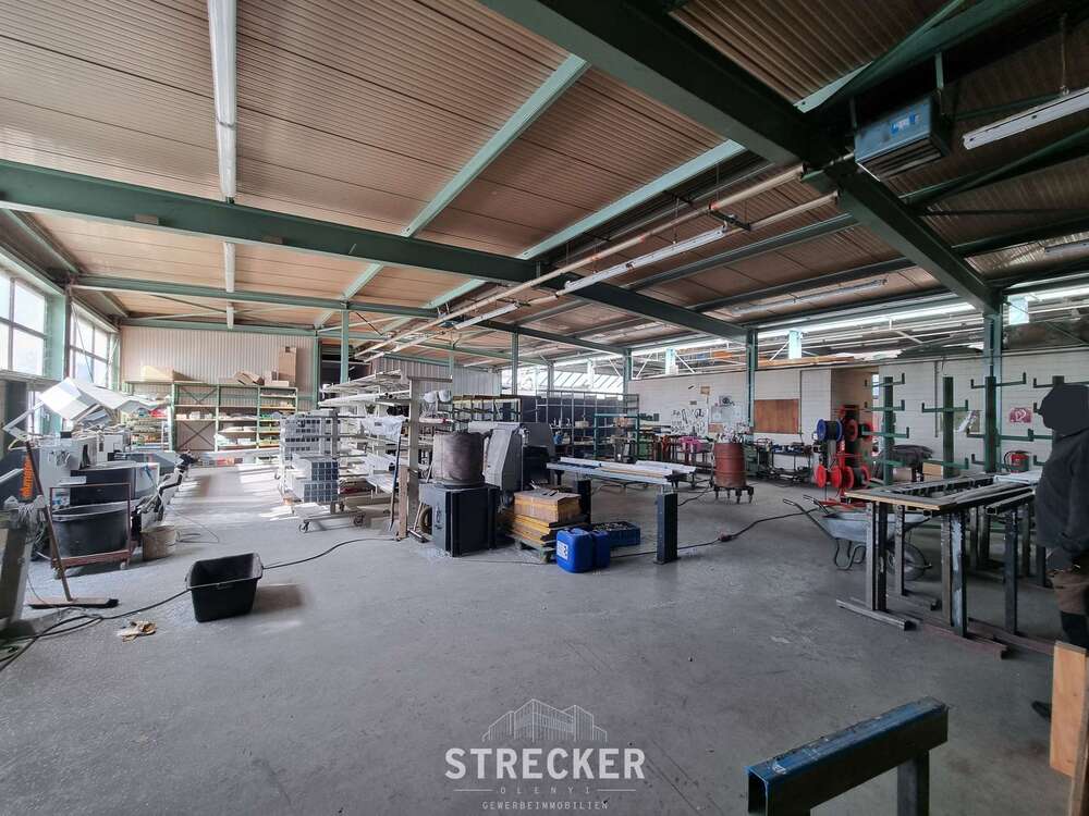 Thumbnail-Halle in Bornheim 5.500,00 € 1300 m²
