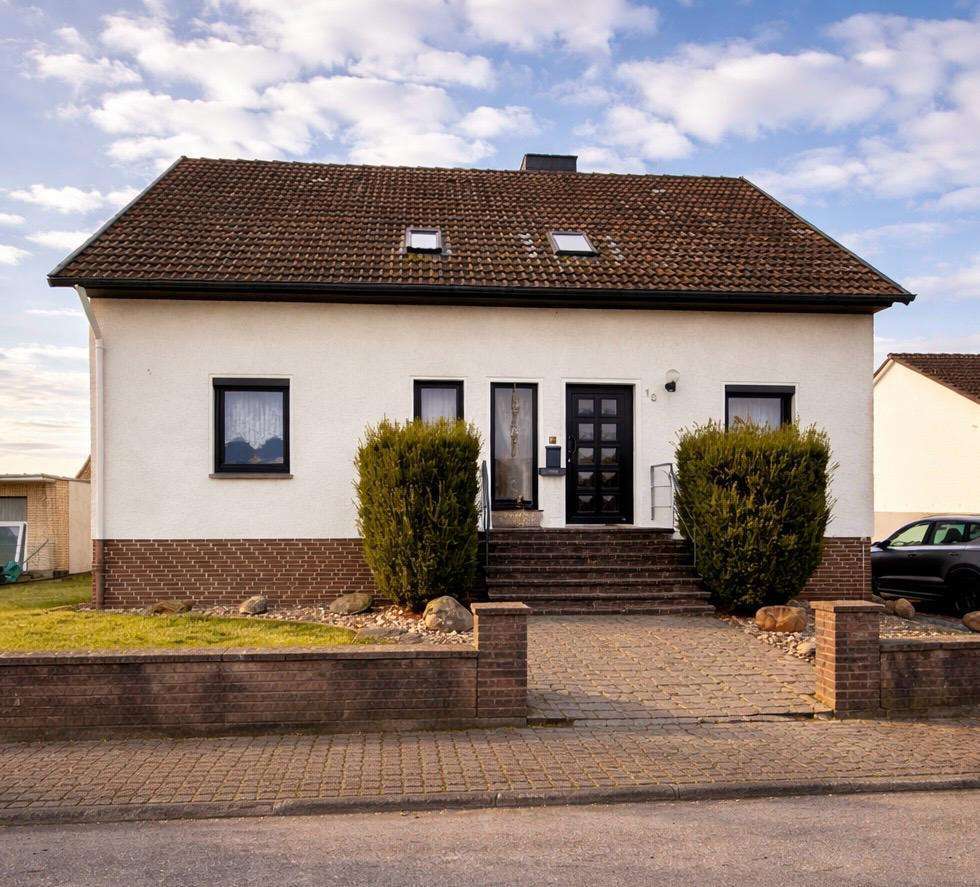 Thumbnail-Haus zum Kaufen in Salzhemmendorf 249.000,00 € 170 m²