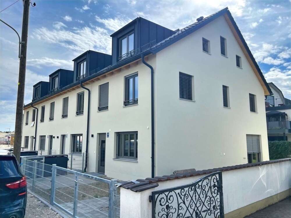 Thumbnail-Haus zum Mieten in München 2.920,00 € 138 m²
