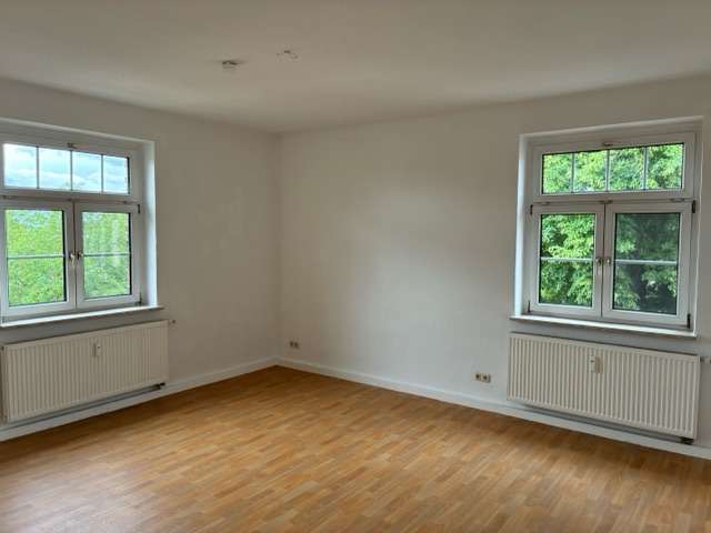 Thumbnail-Wohnung zum Mieten in Halle (Saale) 643,00 € 95.88 m²