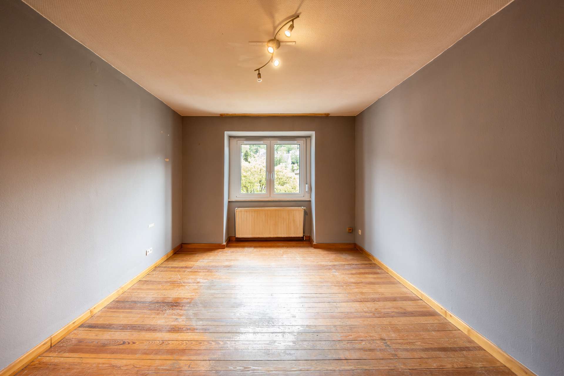 Thumbnail-Wohnung zum Kaufen in Baden-Baden 218.000,00 € 77 m²
