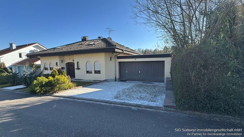 Thumbnail-Haus zum Kaufen in Bretten 695.000,00 € 151.36 m²