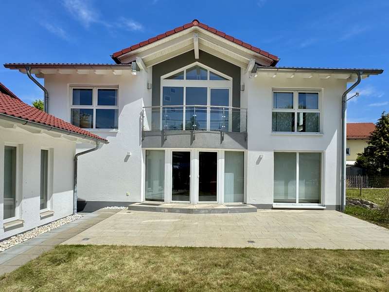 Thumbnail-Haus zum Kaufen in Höhenkirchen-Siegertsbrunn Höhenkirchen 1.420.000,00 € 165 m²