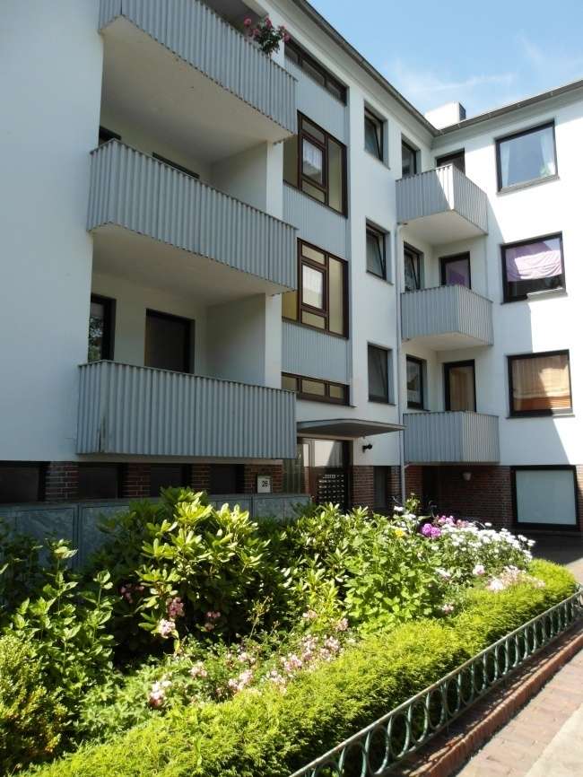 Thumbnail-Wohnung zum Mieten in Wilhelmshaven Heppens 245,00 € 32.3 m²