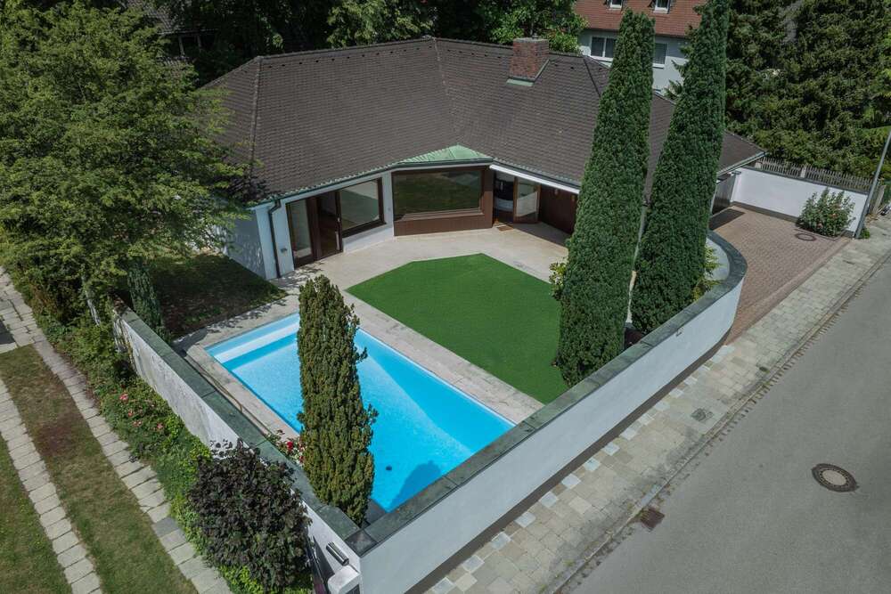Thumbnail-Haus zum Mieten in München 3.800,00 € 158 m²