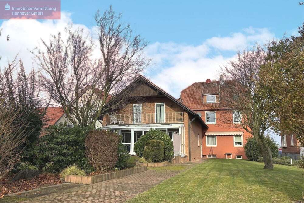 Thumbnail-Haus zum Kaufen in Stadthagen 399.000,00 € 330 m²