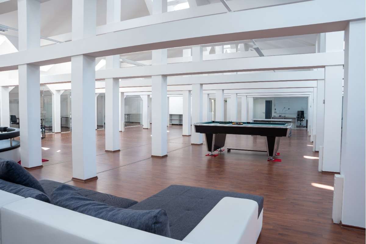 Thumbnail-Büro in Wiesbaden 5.791,50 € 585 m²