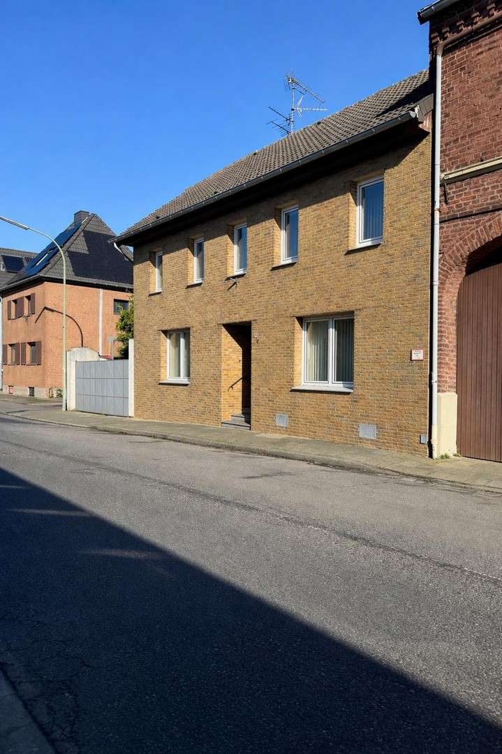 Thumbnail-Haus zum Kaufen in Erkelenz 295.000,00 € 144.5 m²