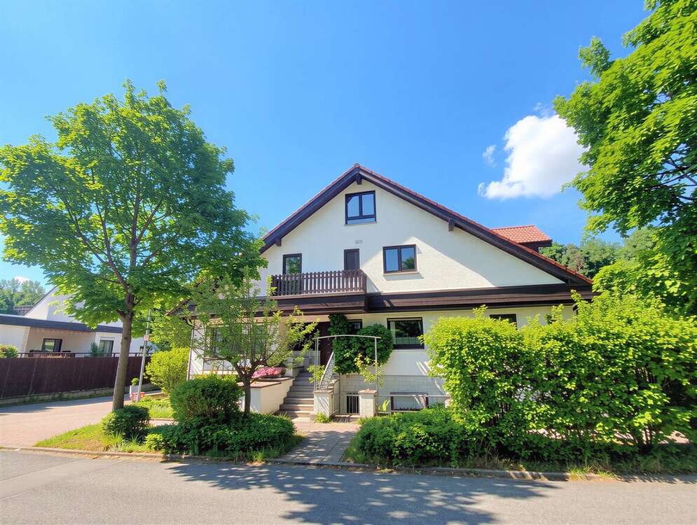 Thumbnail-Haus zum Kaufen in Rödermark 744.000,00 € 245 m²