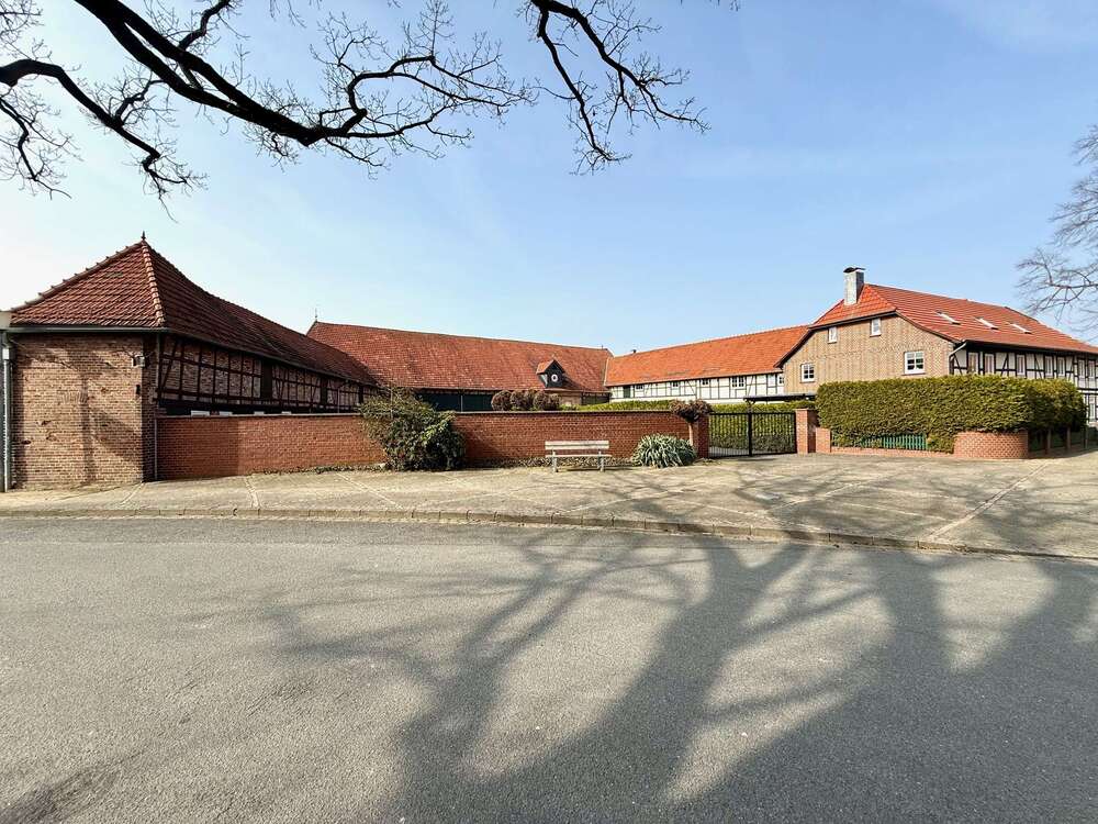 Thumbnail-Haus zum Kaufen in Wolfsburg 785.000,00 € 470 m²