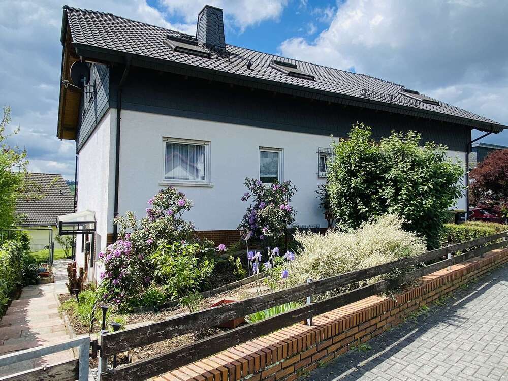 Thumbnail-Haus zum Kaufen in Aßlar 495.000,00 € 240 m²