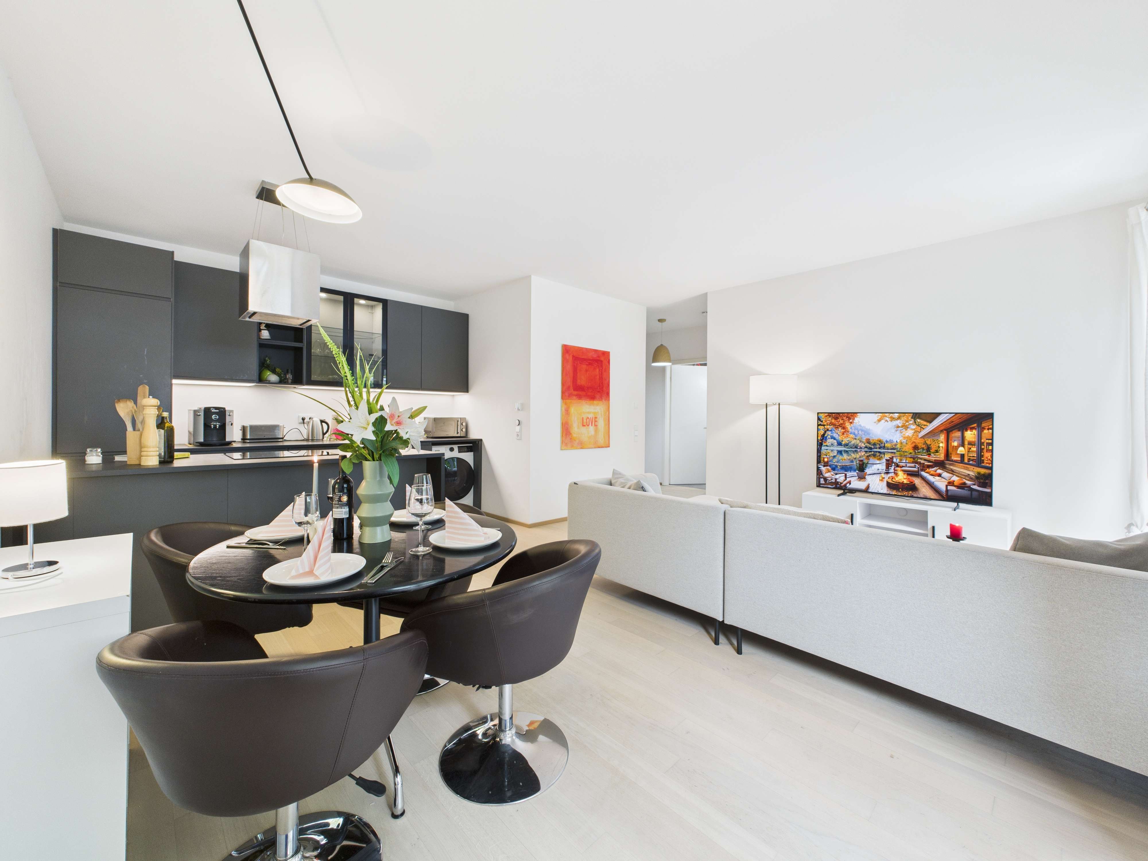 Thumbnail-Wohnung zum Mieten in Wiesbaden 2.900,00 € 60 m²