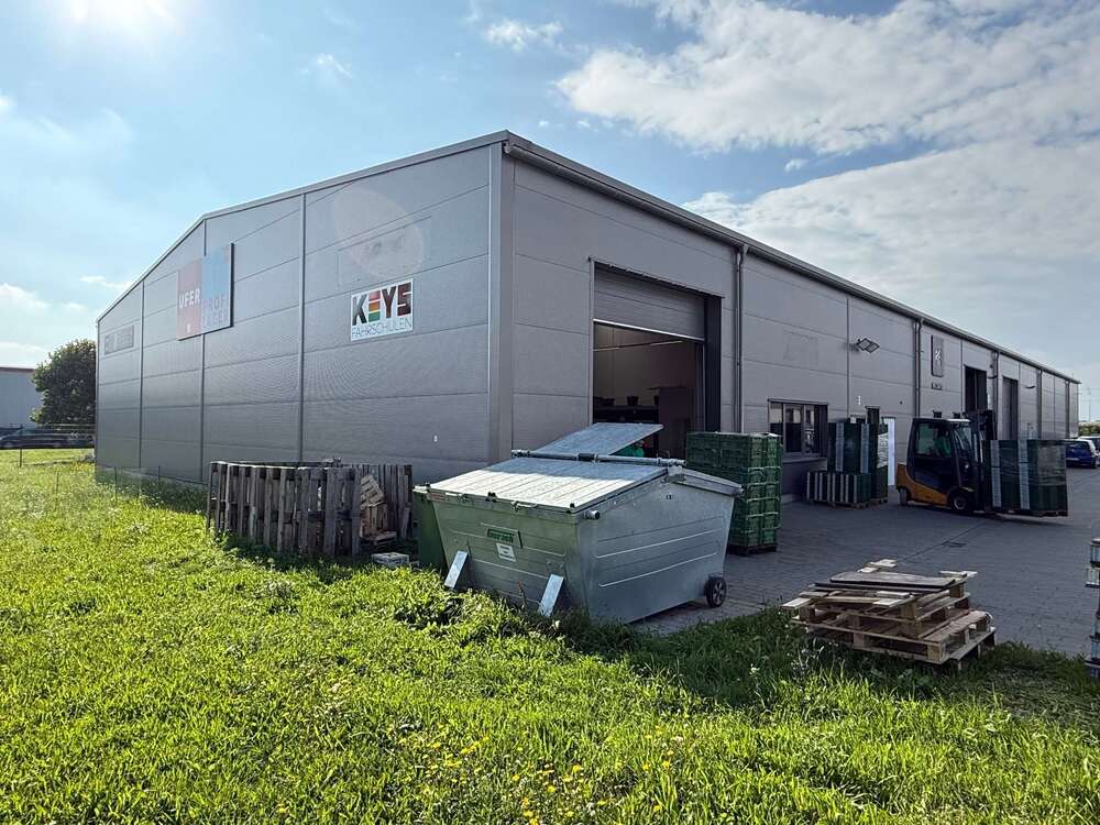 Thumbnail-Halle in Rülzheim 4.500,00 € 450 m²