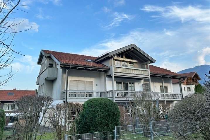 Thumbnail-Wohnung zum Kaufen in Bad Feilnbach 275.000,00 € 56 m²