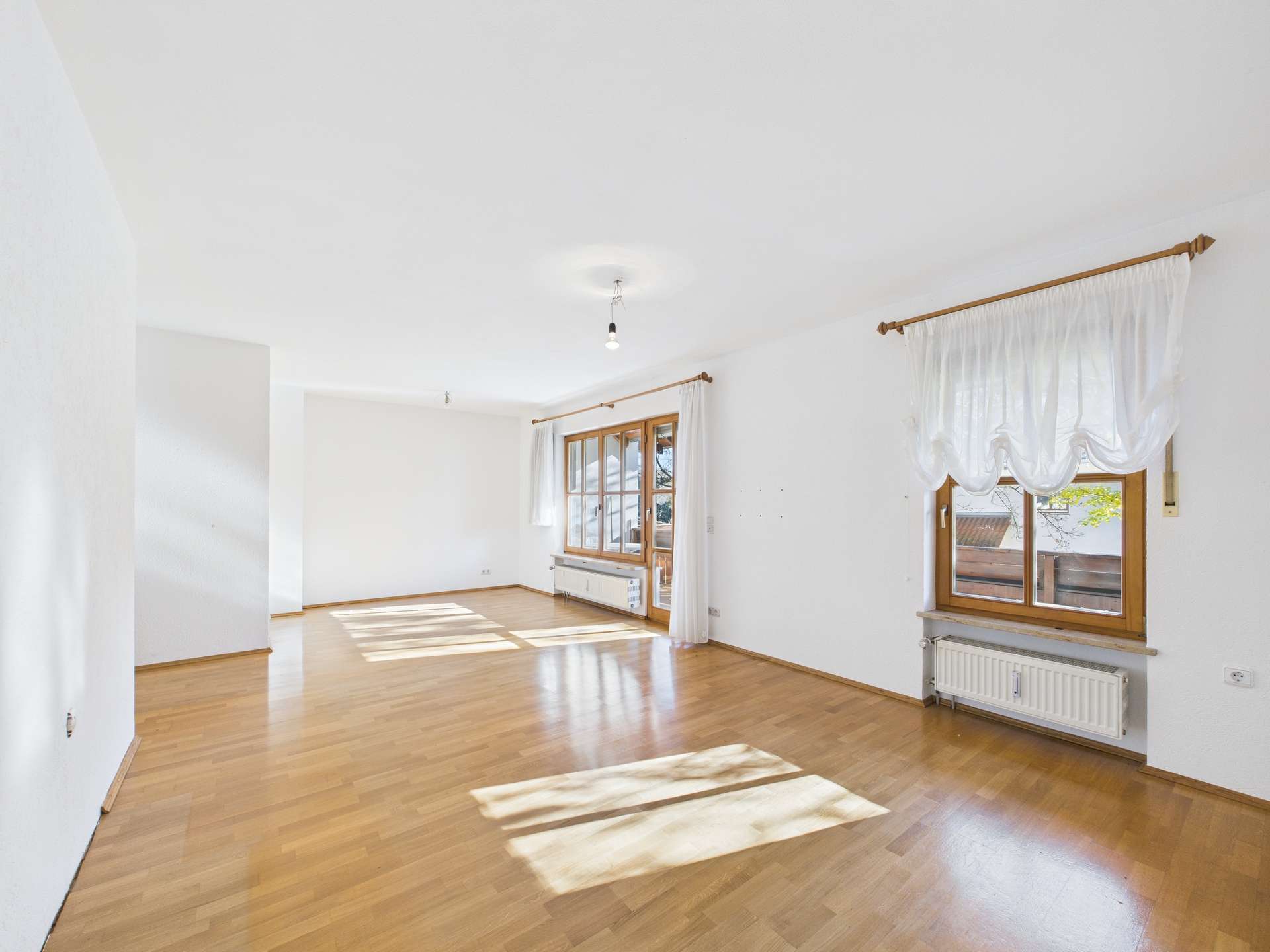 Thumbnail-Wohnung zum Kaufen in Gröbenzell 645.000,00 € 113 m²