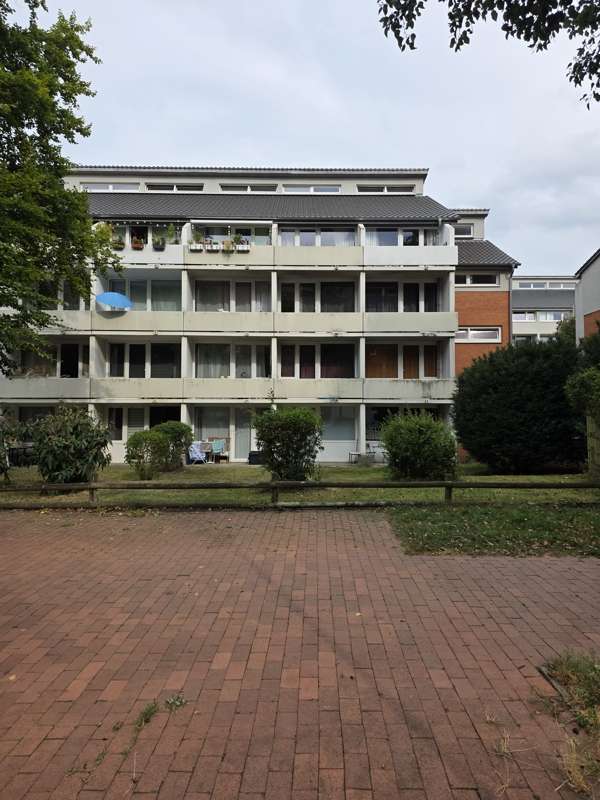 Thumbnail-Wohnung zum Kaufen in Hannover 83.000,00 € 26 m²