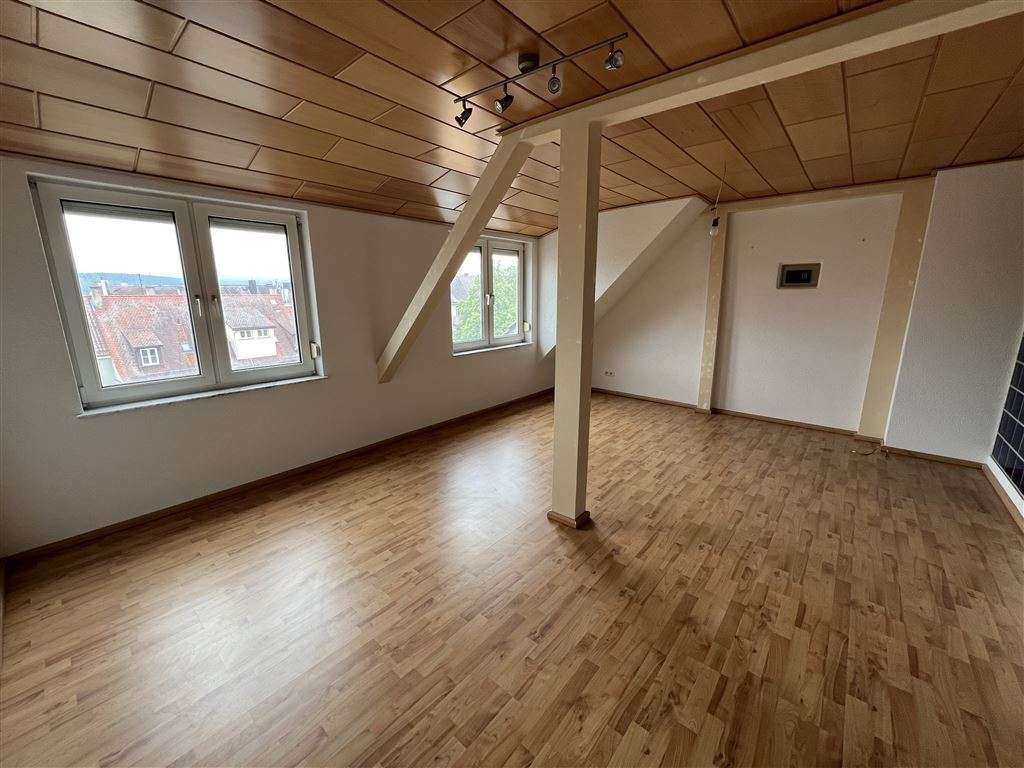 Thumbnail-Wohnung zum Kaufen in Pforzheim 145.000,00 € 75 m²