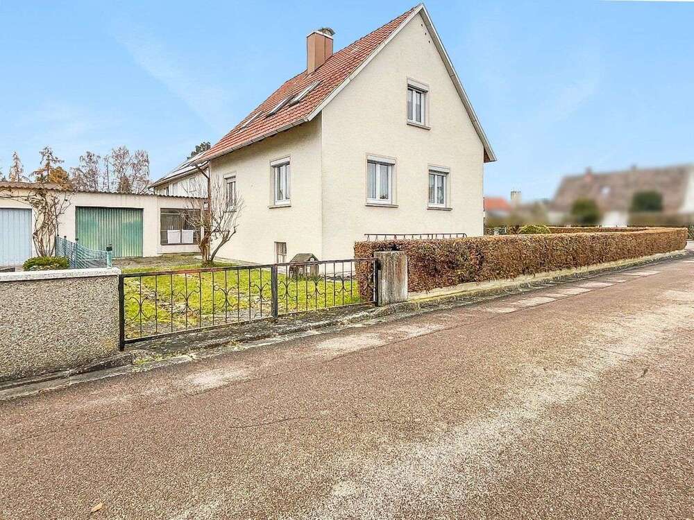 Thumbnail-Haus zum Kaufen in Mönchsroth 160.000,00 € 81.42 m²