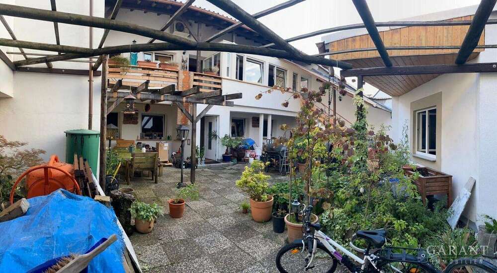 Thumbnail-Haus zum Kaufen in Frankenthal 365.000,00 € 201 m²