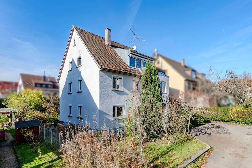 Thumbnail-Haus zum Kaufen in Stuttgart 895.000,00 € 250 m²