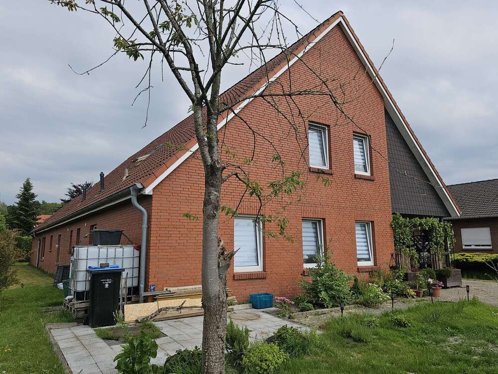 Thumbnail-Wohnung zum Mieten in Weener 800,00 € 92.27 m²