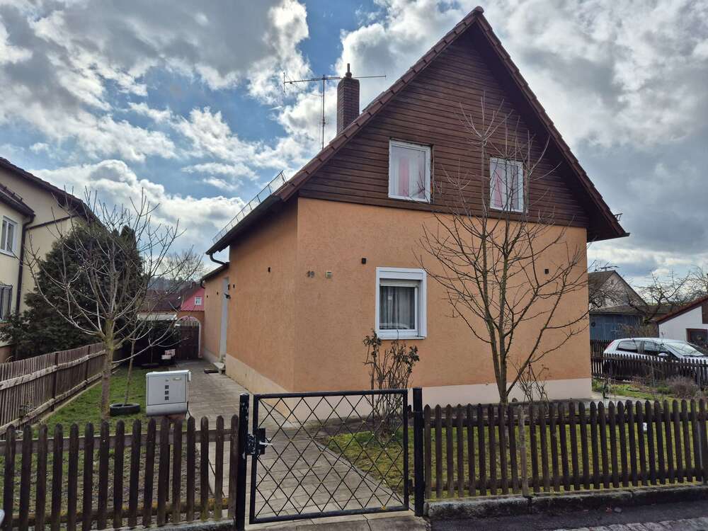Thumbnail-Haus zum Kaufen in Maxhütte Haidhof 399.900,00 € 132 m²