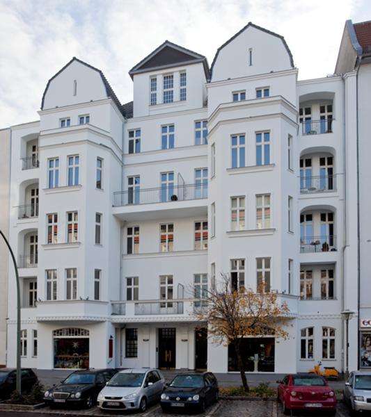 Thumbnail-Einzelhandel in Berlin 2.830,00 € 148.99 m²