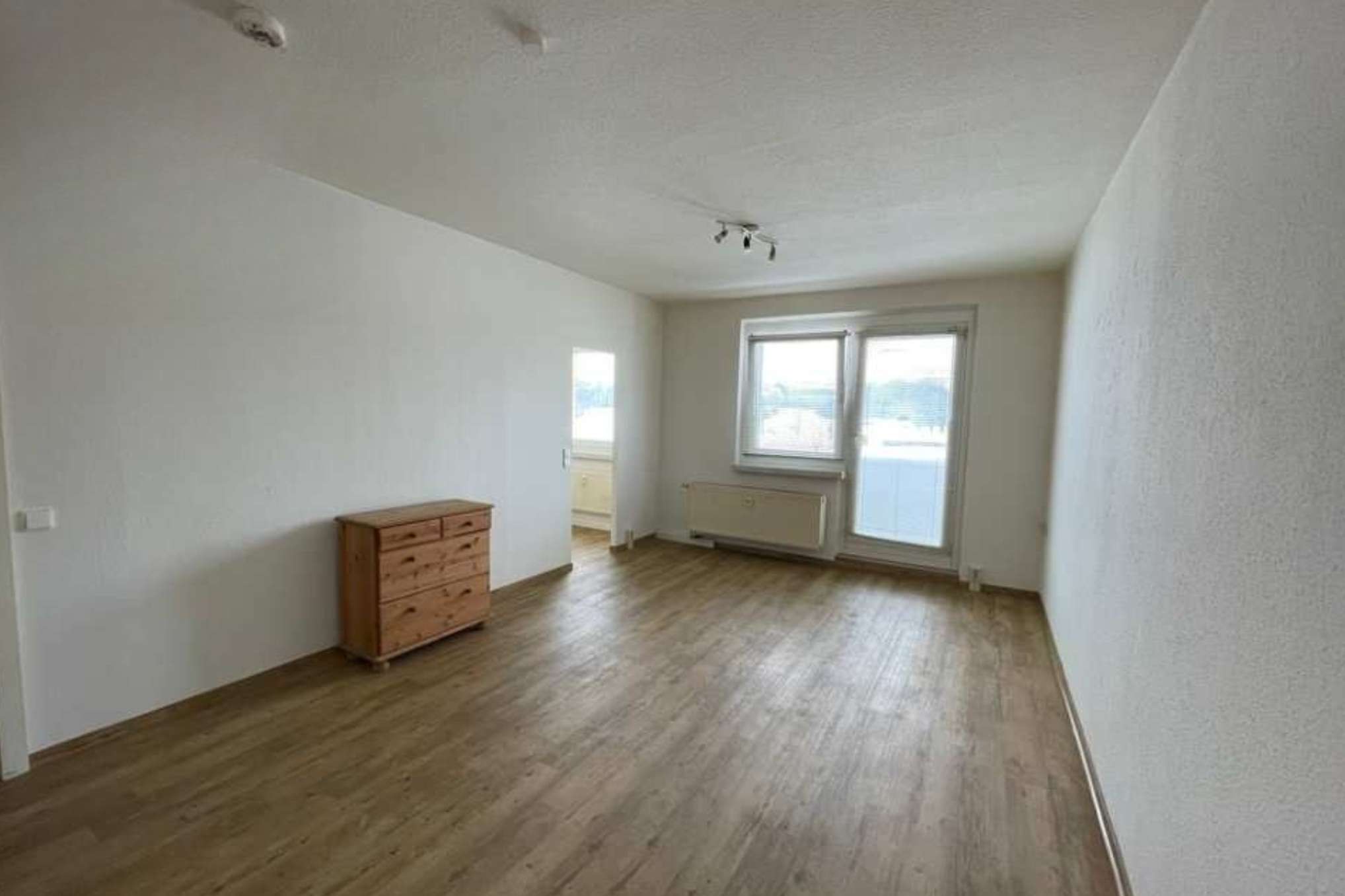 Thumbnail-Wohnung zum Kaufen in Gera 19.900,00 € 35.28 m²